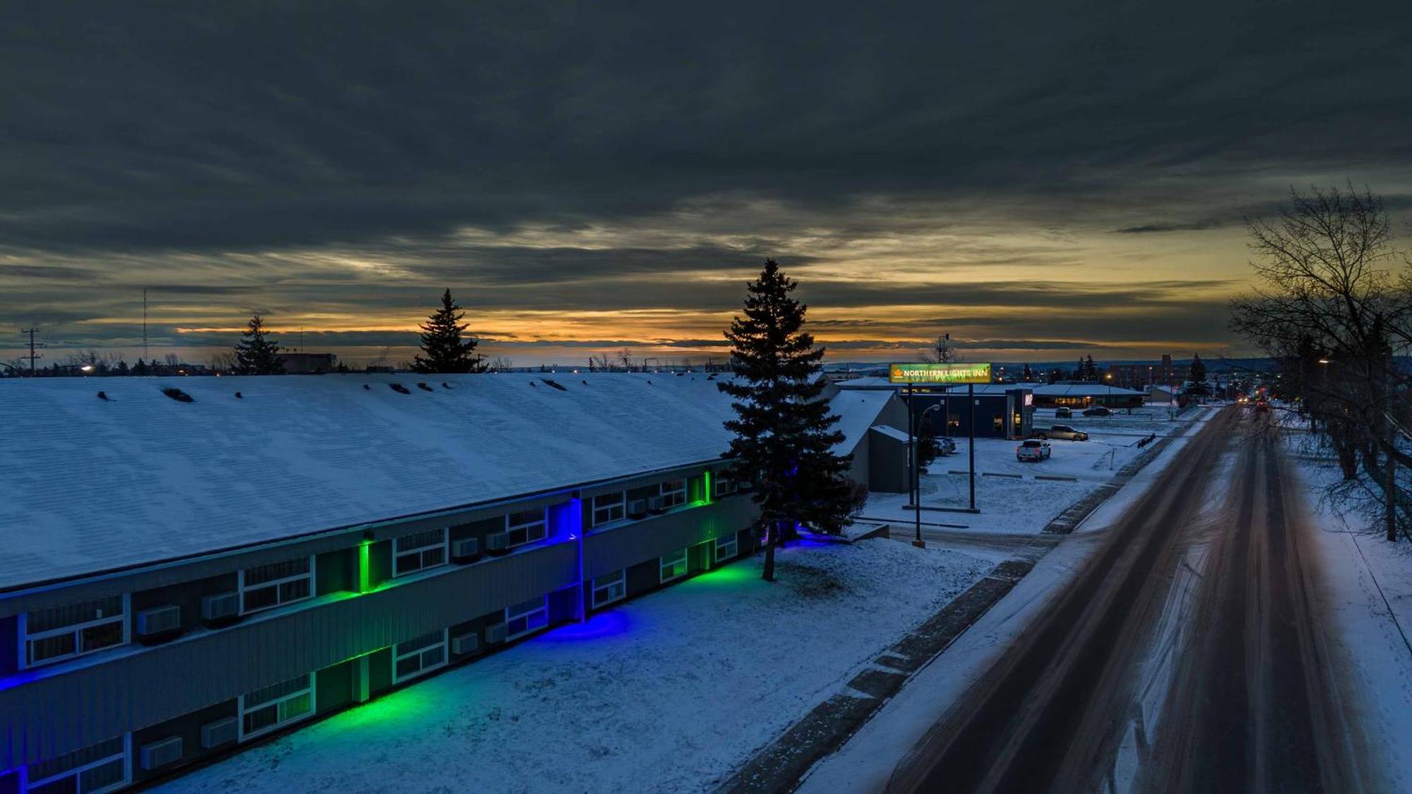 Northern Lights Inn Fort St. John Esterno foto