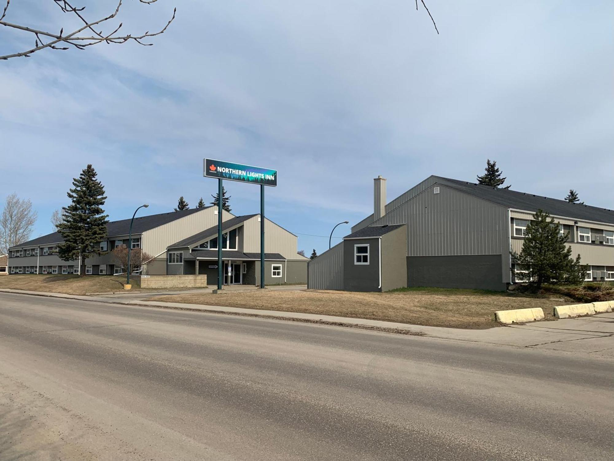 Northern Lights Inn Fort St. John Esterno foto